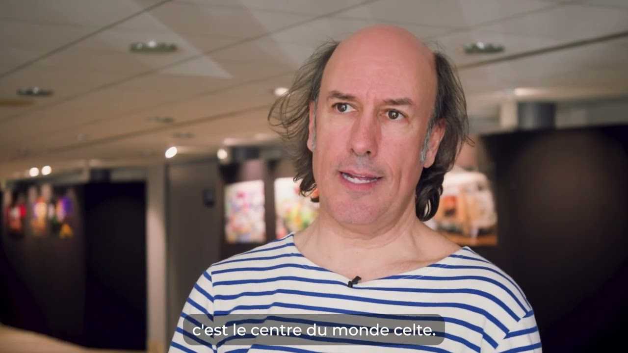 Ouvrir le lecteur video « La_jeunesse_morbihannaise_aux_côtés_de_Carlos_Núñez___une_rencontre_artistique_et_culturelle_forte.youtube »