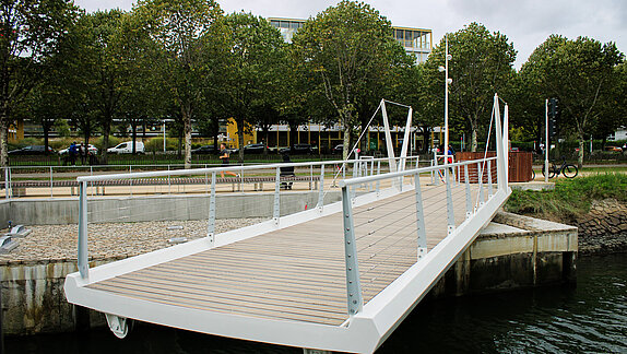 Passerelle en démonstration sur le Port de Vannes
