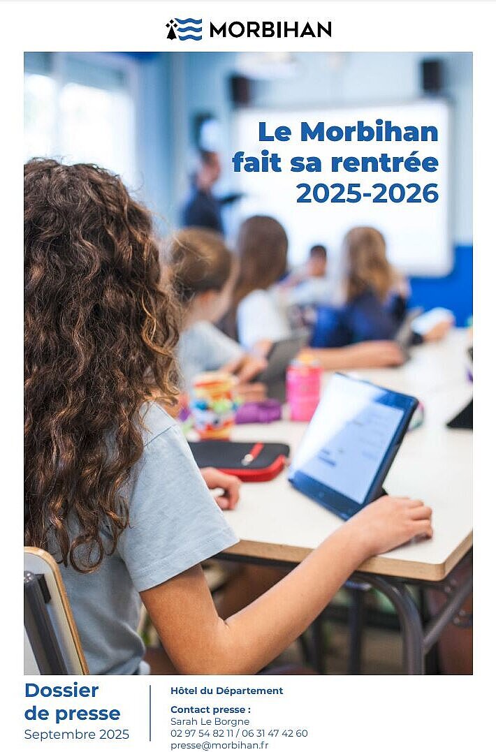 Couverture du dossier de presse pour la rentrée scolaire 2025-2026